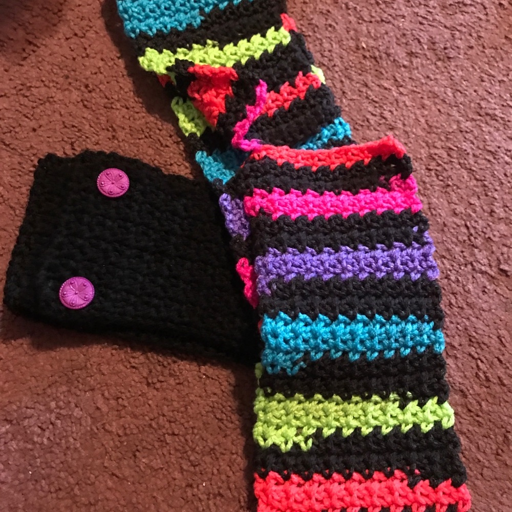 Ear warm and scarf